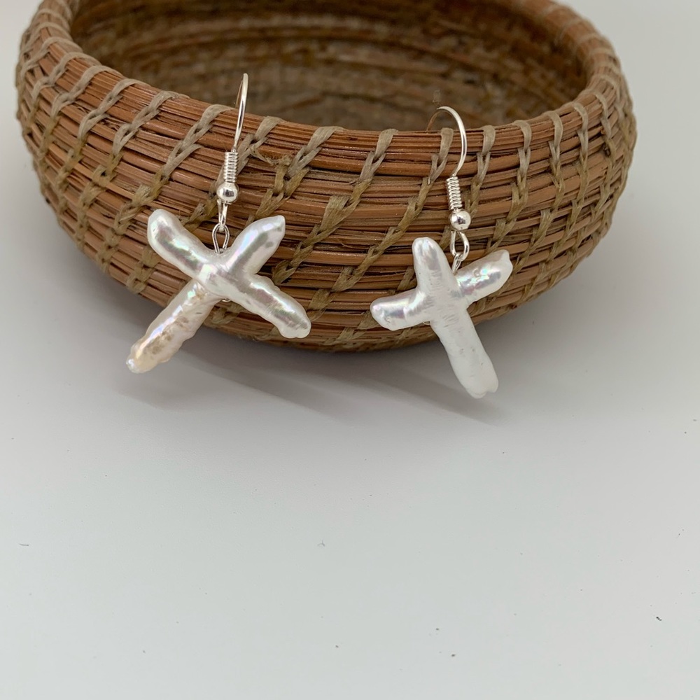 Genuine pearl cross earrings